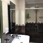 Modern 2 Bed Penthouse Americas Centre Of Town With A Pool And Ocean Views *