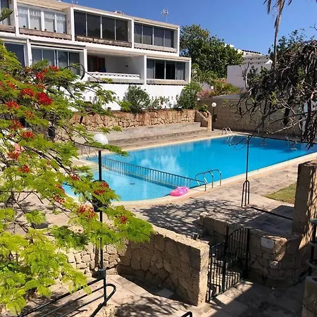 Modern 2 Bed Penthouse Americas Centre Of Town With A Pool And Ocean Views * Playa de las Américas