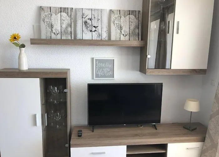 Modern 2 Bed Penthouse Americas Centre Of Town With A Pool And Ocean Views