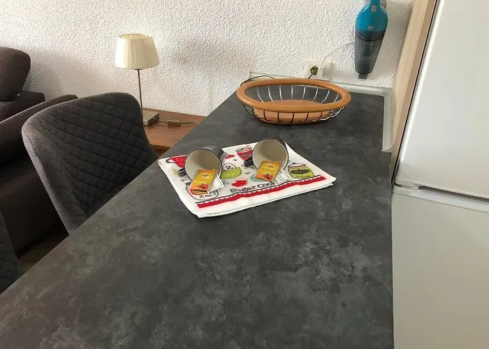 Modern 2 Bed Penthouse Americas Centre Of Town With A Pool And Ocean Views