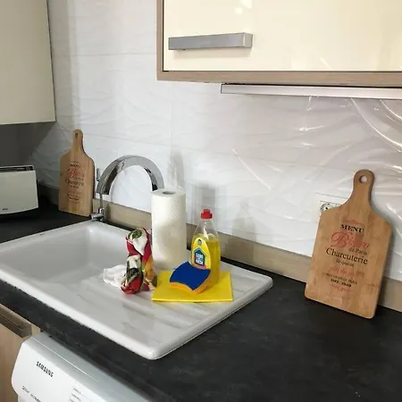 Modern 2 Bed Penthouse Americas Centre Of Town With A Pool And Ocean Views Apartment Playa de las Americas (Tenerife)