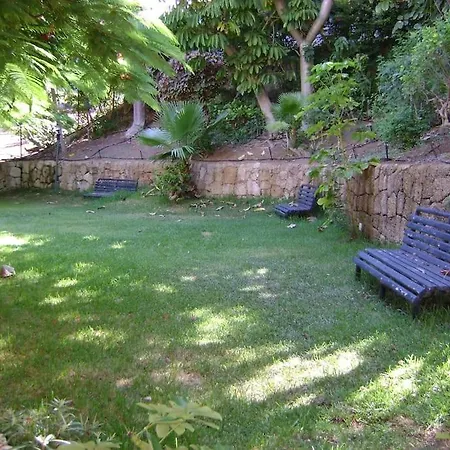 Modern 2 Bed Penthouse Americas Centre Of Town With A Pool And Ocean Views Appartement *