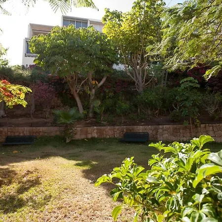 Modern 2 Bed Penthouse Americas Centre Of Town With A Pool And Ocean Views Apartament *