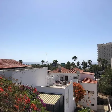 Modern 2 Bed Penthouse Americas Centre Of Town With A Pool And Ocean Views Apartament