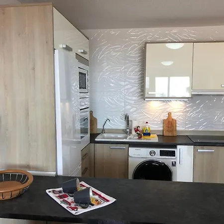 Διαμέρισμα Modern 2 Bed Penthouse Americas Centre Of Town With A Pool And Ocean Views Πλάγια ντε λας Αμέρικας