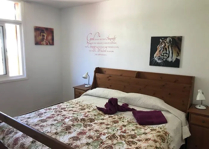 Modern 2 Bed Penthouse Americas Centre Of Town With A Pool And Ocean Views 아파트